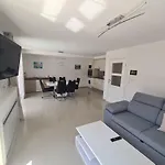 Patricia Stari Grad (Hvar)
