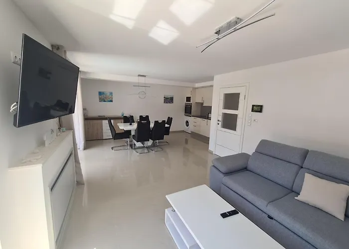 Patricia Stari Grad (Hvar)