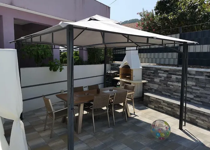 Patricia Stari Grad (Hvar)
